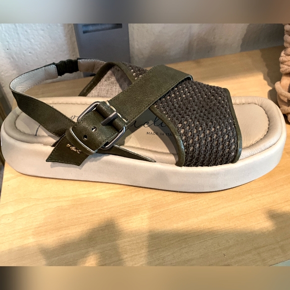 Two Tone Women's Sandals